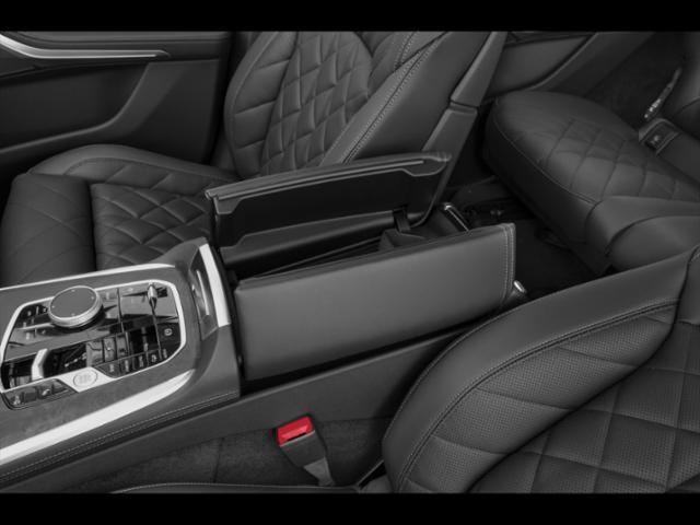 new 2026 BMW X7 car, priced at $100,825