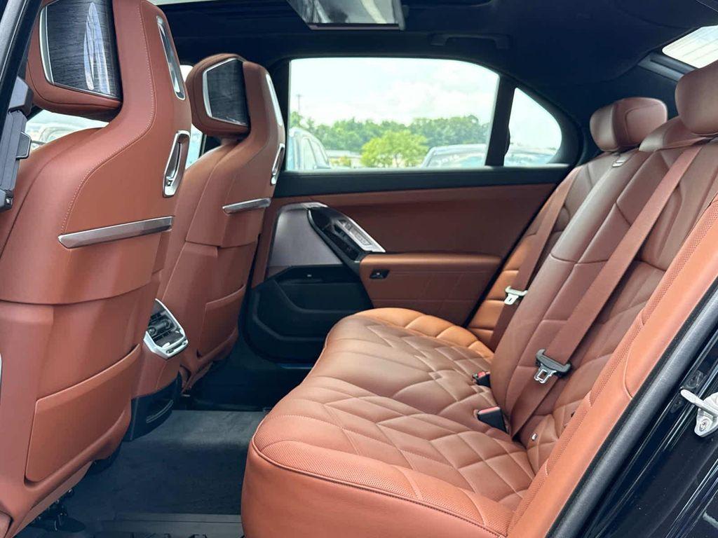 new 2025 BMW 760 car, priced at $138,570