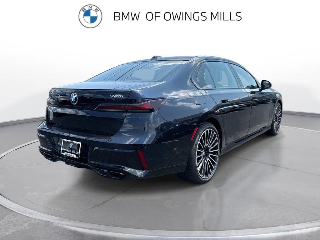 new 2025 BMW 760 car, priced at $138,570