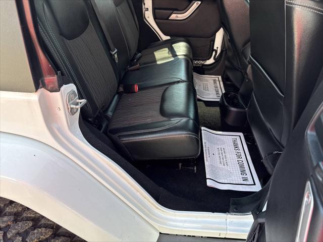 used 2015 Jeep Wrangler Unlimited car, priced at $18,995