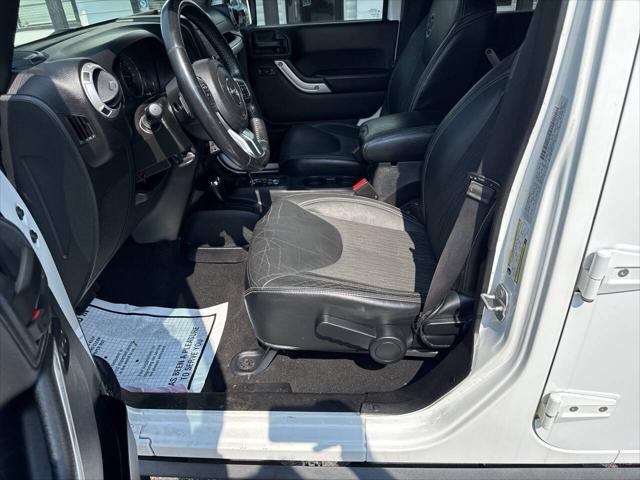 used 2015 Jeep Wrangler Unlimited car, priced at $18,995
