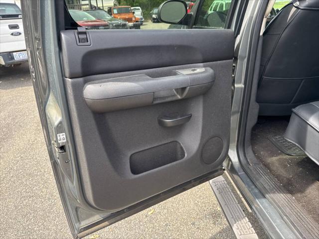 used 2011 Chevrolet Silverado 1500 car, priced at $9,995