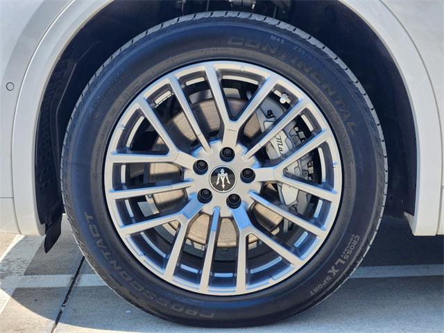 used 2024 Maserati Grecale car, priced at $37,692
