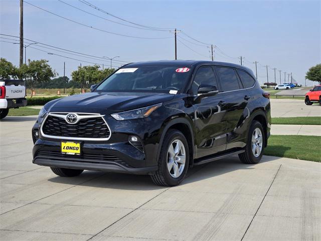 used 2022 Toyota Highlander car, priced at $29,491