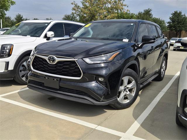 used 2022 Toyota Highlander car, priced at $29,991