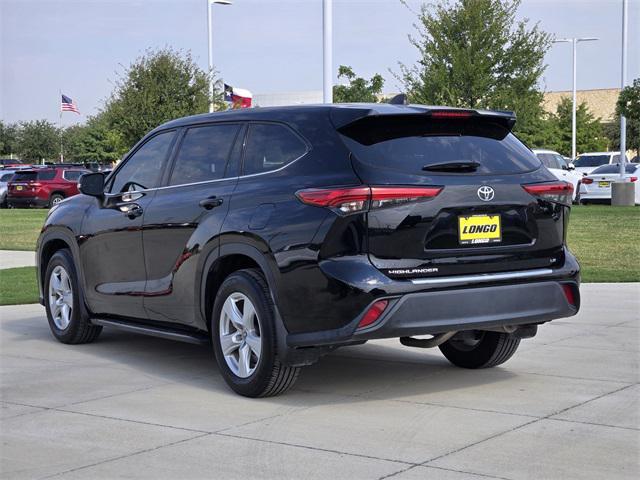 used 2022 Toyota Highlander car, priced at $29,491