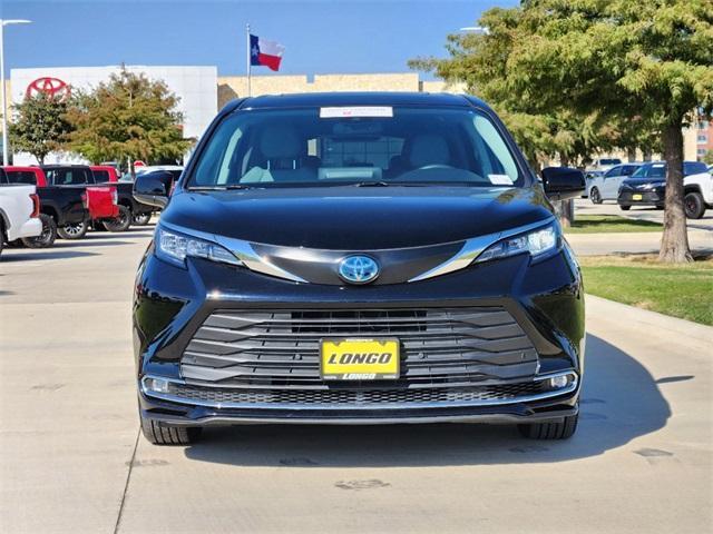 used 2023 Toyota Sienna car, priced at $45,991