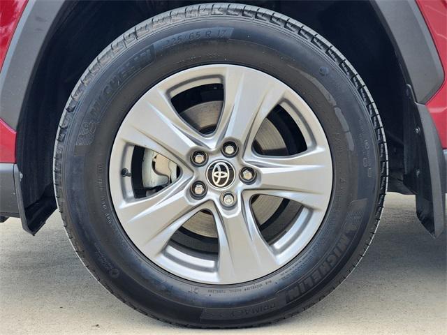 used 2022 Toyota RAV4 Hybrid car, priced at $30,992
