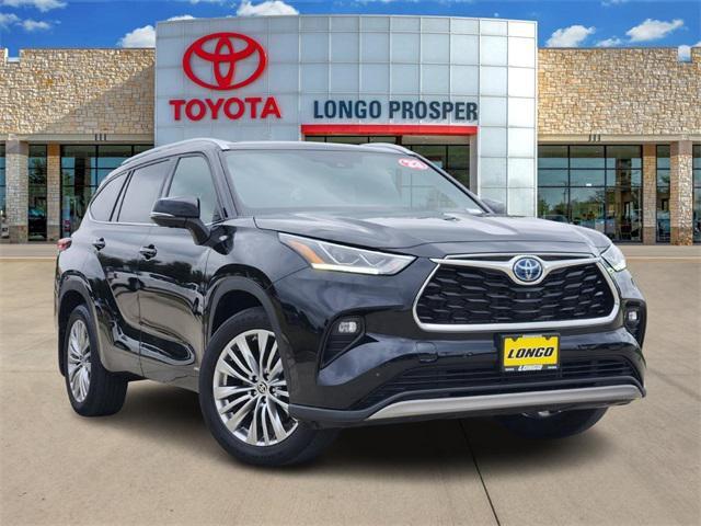 used 2023 Toyota Highlander Hybrid car, priced at $48,292