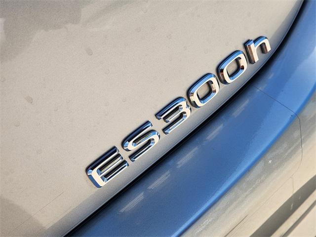used 2023 Lexus ES 300h car, priced at $39,892