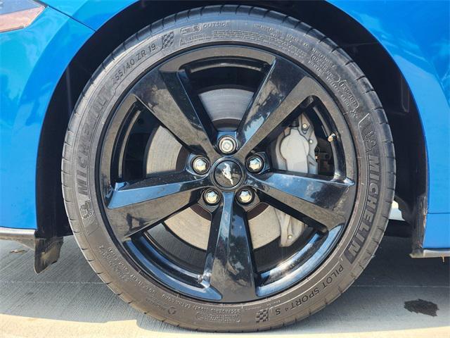 used 2021 Ford Mustang car, priced at $32,692