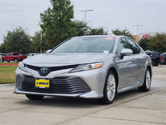 used 2019 Toyota Camry Hybrid car, priced at $23,992