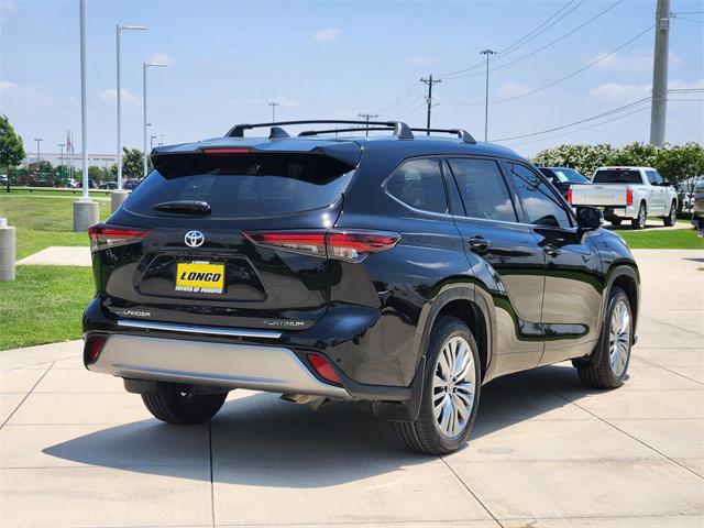 used 2024 Toyota Highlander car, priced at $47,991