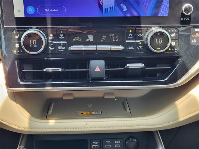 used 2024 Toyota Highlander car, priced at $47,991