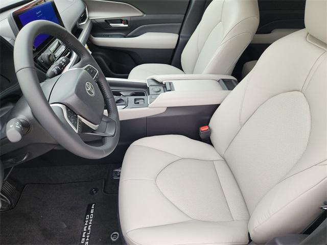 new 2026 Toyota Grand Highlander car, priced at $51,297