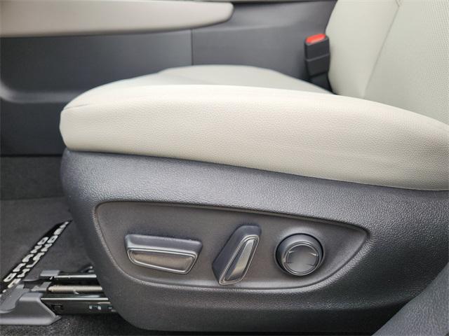 new 2026 Toyota Grand Highlander car, priced at $51,297