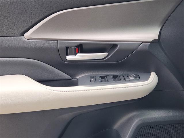 new 2026 Toyota Grand Highlander car, priced at $51,297