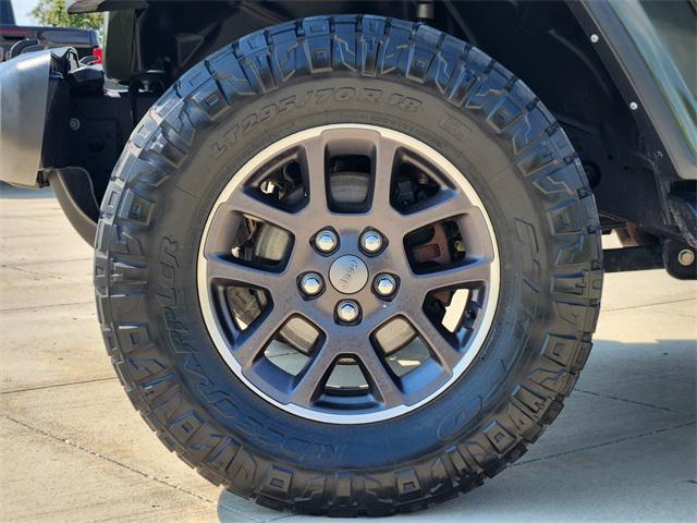 used 2022 Jeep Gladiator car, priced at $30,992