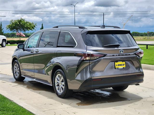 used 2023 Toyota Sienna car, priced at $41,391