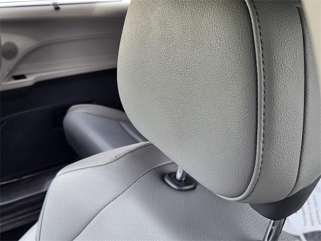 used 2023 Toyota Sienna car, priced at $41,391