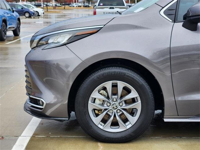 used 2023 Toyota Sienna car, priced at $28,994