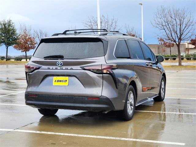 used 2023 Toyota Sienna car, priced at $28,994