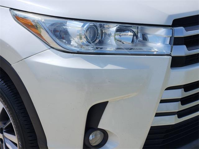 used 2018 Toyota Highlander car, priced at $19,994
