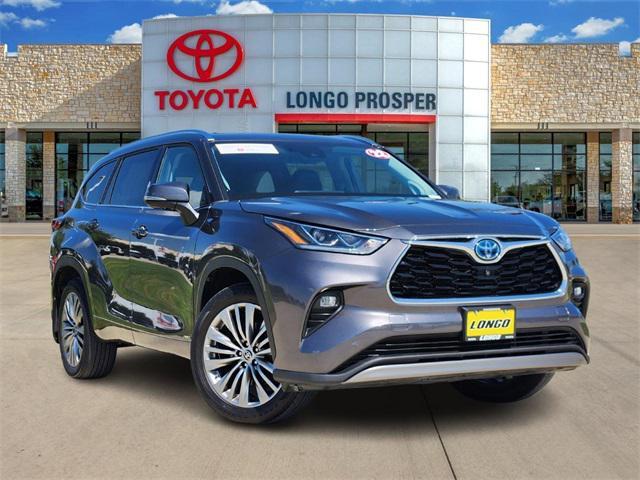 used 2022 Toyota Highlander Hybrid car, priced at $38,791
