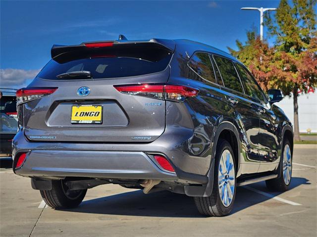 used 2023 Toyota Highlander Hybrid car, priced at $41,592