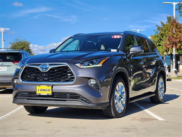used 2023 Toyota Highlander Hybrid car, priced at $41,592