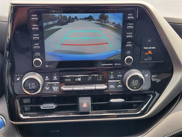 used 2022 Toyota Highlander Hybrid car, priced at $37,991