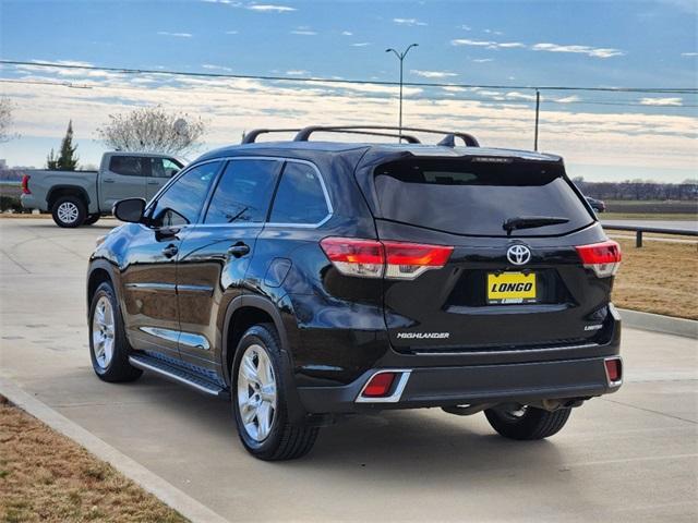 used 2018 Toyota Highlander car, priced at $25,991