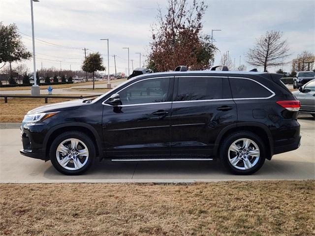 used 2018 Toyota Highlander car, priced at $25,991