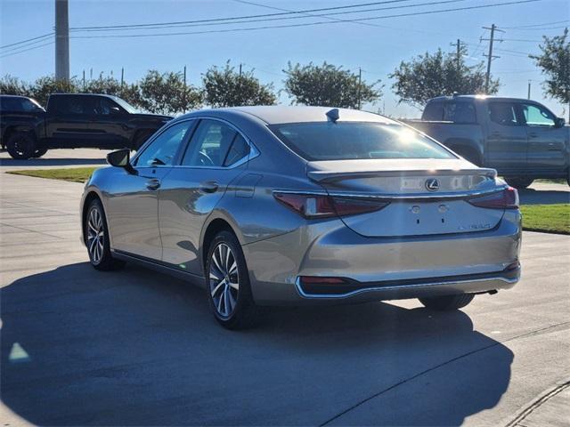 used 2021 Lexus ES 250 car, priced at $28,992