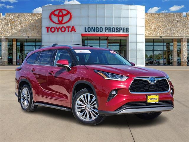 used 2023 Toyota Highlander Hybrid car, priced at $47,991