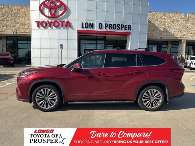 used 2023 Toyota Highlander Hybrid car, priced at $47,991