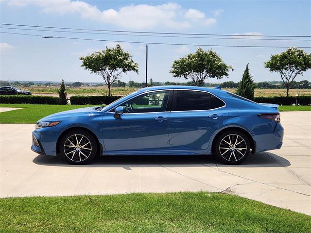 used 2024 Toyota Camry Hybrid car, priced at $31,481