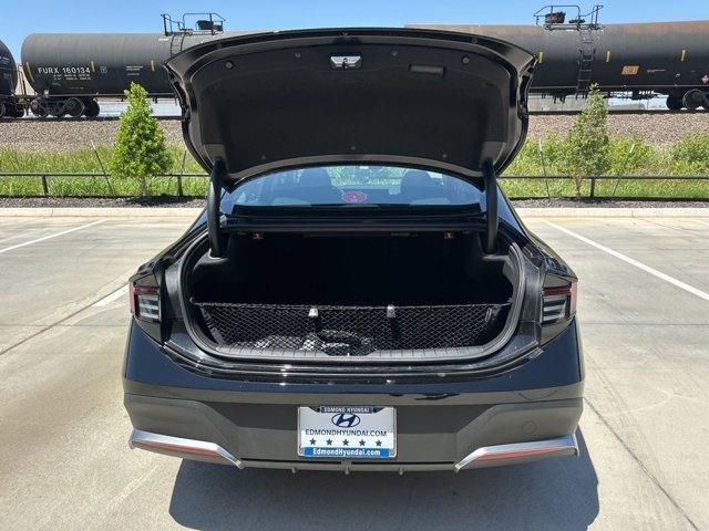new 2025 Hyundai Sonata car, priced at $22,586