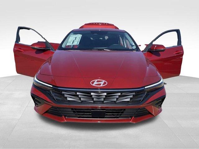 new 2025 Hyundai Elantra car, priced at $20,457