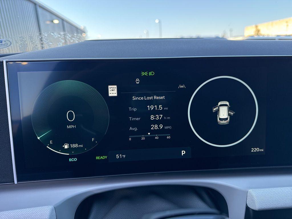 new 2026 Hyundai TUCSON Hybrid car, priced at $38,472