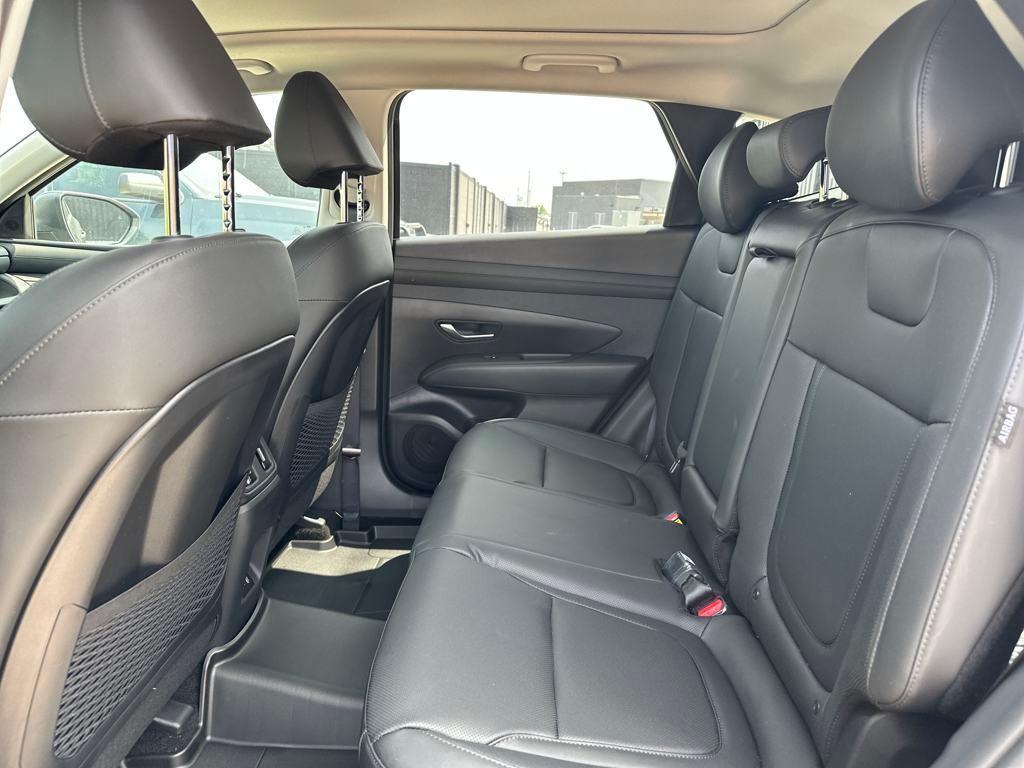 new 2025 Hyundai TUCSON Hybrid car, priced at $31,628