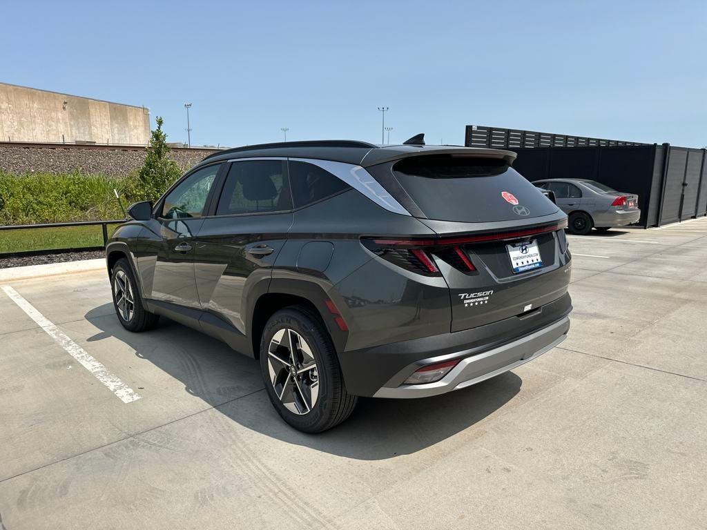 new 2025 Hyundai TUCSON Hybrid car, priced at $31,628