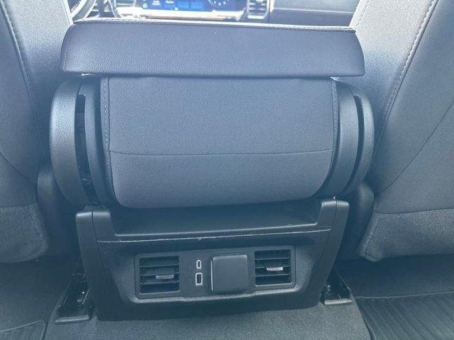 used 2024 Chevrolet Silverado 1500 car, priced at $41,912