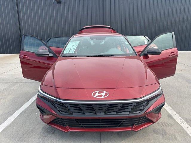 new 2025 Hyundai Elantra car, priced at $16,336