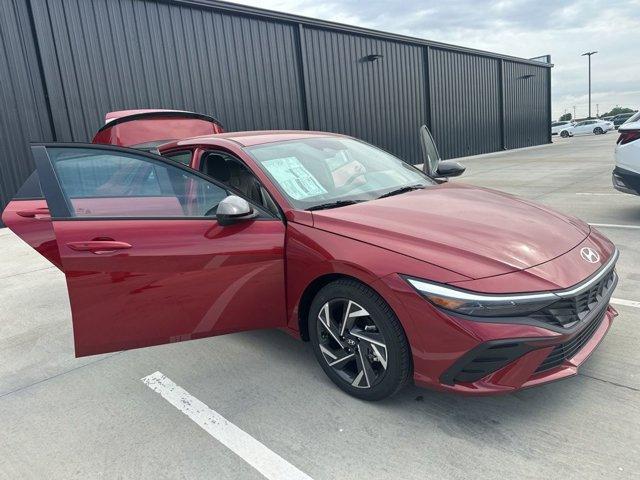 new 2025 Hyundai Elantra car, priced at $16,336