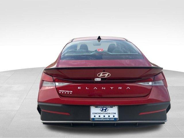 new 2025 Hyundai Elantra car, priced at $16,336