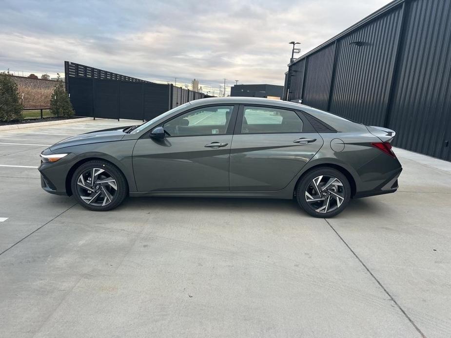 new 2025 Hyundai Elantra car, priced at $22,199