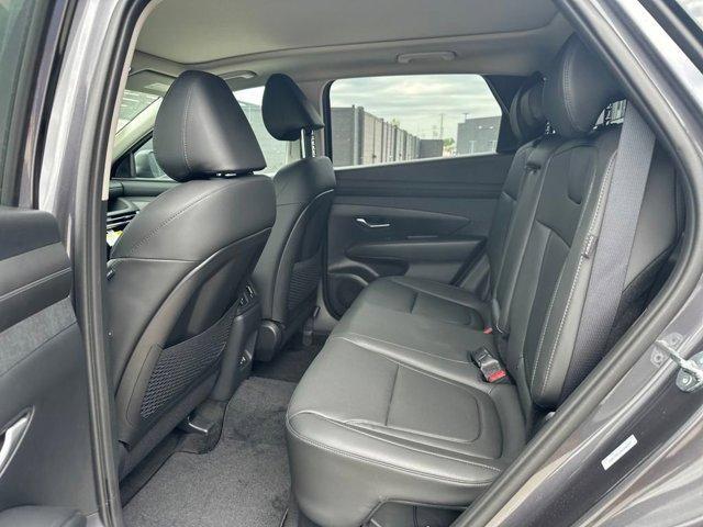 new 2025 Hyundai TUCSON Hybrid car, priced at $31,701