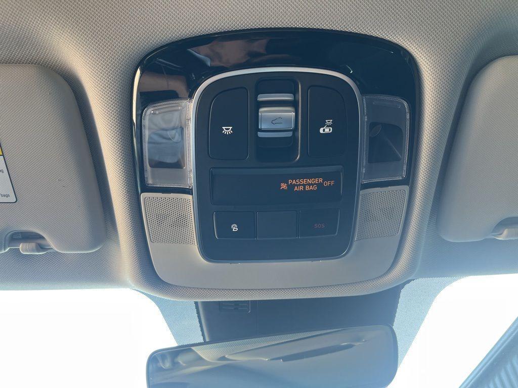 used 2022 Hyundai TUCSON Hybrid car, priced at $24,321