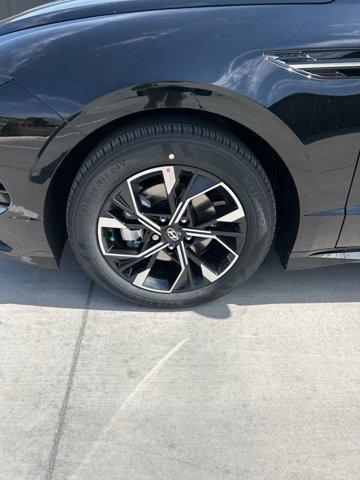 new 2025 Hyundai Sonata car, priced at $22,976